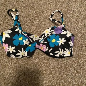 Floral target bikini top